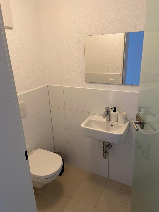 Grosszugiges Apartment In บีเบอราค อันแดร์ ริสส์ ภายนอก รูปภาพ